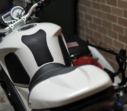 TECHSPEC Tank Grip Pads for Triumph Speed Triple 1050 (05-10) — photo 3
