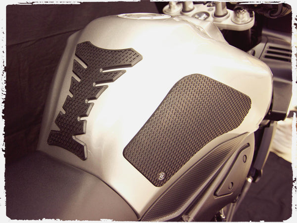 TECHSPEC Tank Grip Pads for Yamaha FZ1 (06-15) — photo 3