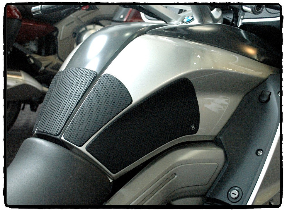 TECHSPEC Tank Grip Pads for BMW K1600 GT (11-16) — photo 3