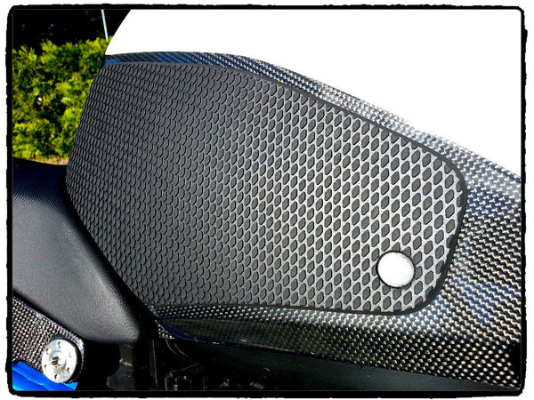 TECHSPEC Tank Grip Pads for BMW HP2 sports (08-12) — photo 2