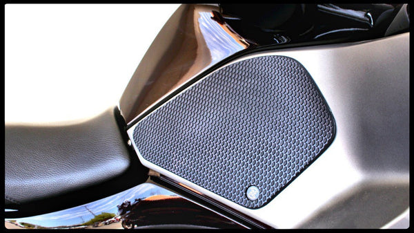 TECHSPEC Tank Grip Pads for BMW R 1200 / 1250 RT (14+) — photo 2