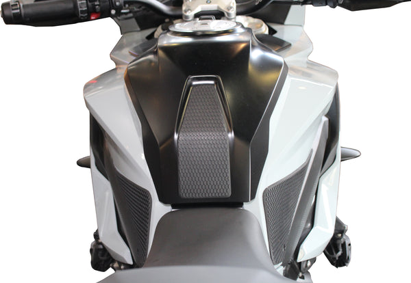 TECHSPEC Tank Grip Pads for BMW S1000 XR (2020+) — photo 3