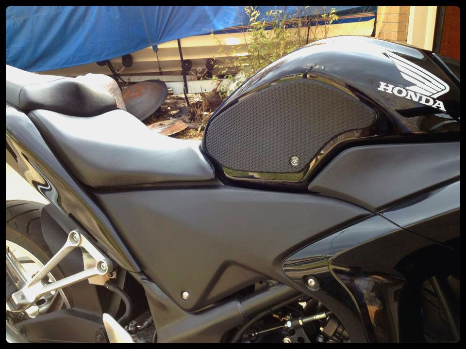 TECHSPEC Tank Grip Pads for Honda CBR250RR (11-15) CBR150R (2014+) — photo 1