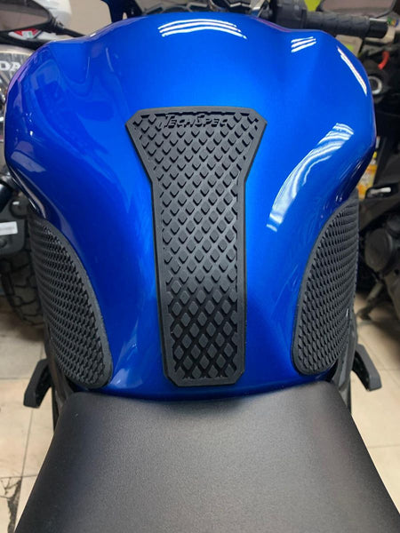 TECHSPEC Tank Grip Pads for Kawasaki Ninja ZX-25R (2020+) — photo 3