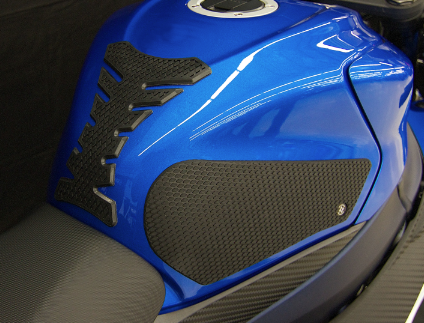 TECHSPEC Tank Grip Pads for Suzuki GSX-R600 / GSX-R750 (2011+) — photo 1