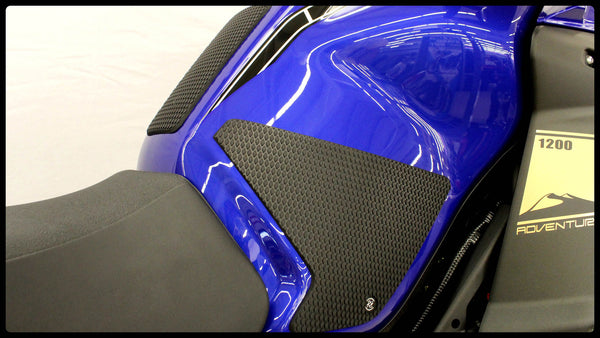 TECHSPEC Tank Grip Pads -Design 2- for Yamaha Super Tenere 1200 (10-24) — photo 1
