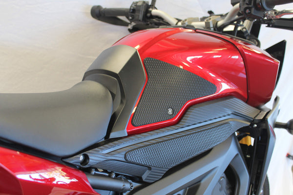 TECHSPEC Tank Grip Pads for Yamaha FJ-09 Tracer (15-20) — photo 3