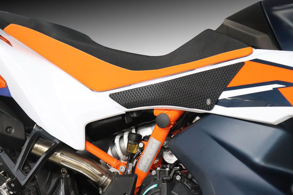 TECHSPEC Tank Grip Pads for KTM 890 Adventure (2024+) — photo 3