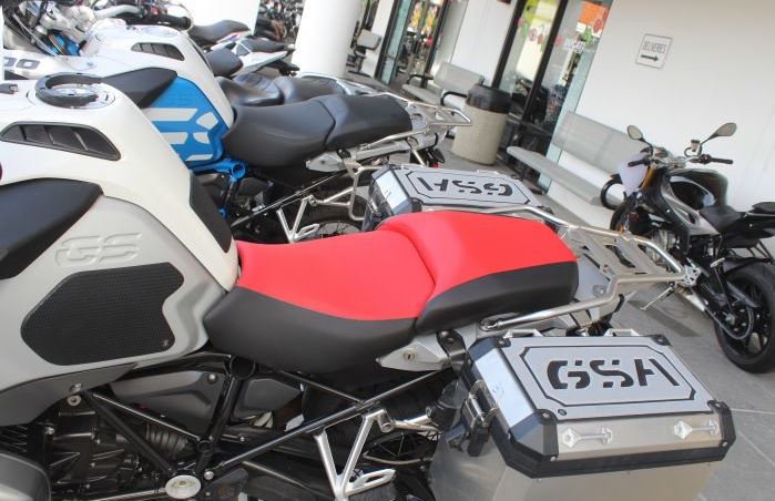 TECHSPEC Pannier Guards for BMW R 1200 / 1250 GS Adventure (GSA) (14-24) Left - 44Itr, and Right - 36Itr - Gray / Black — photo 1