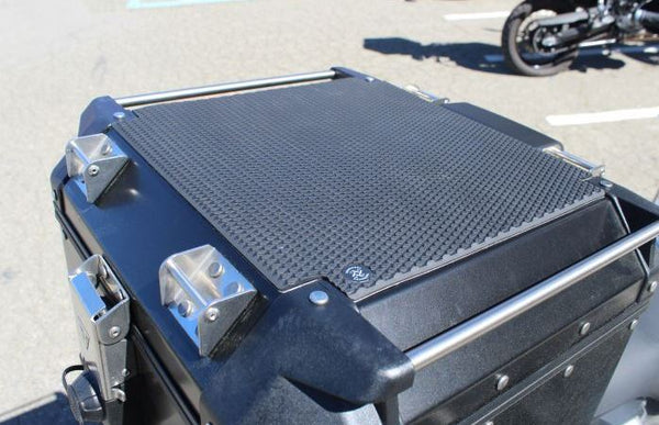 TECHSPEC Pannier Guards for Triumph Givi Outback 42ltr Back/Tail Snake Skin — photo 2