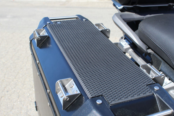 TECHSPEC Pannier Guards for Triumph Givi Outback 37ltr Right, 37ltr Left  and 42ltr Back/Tail COMBO KIT Snake Skin — photo 2