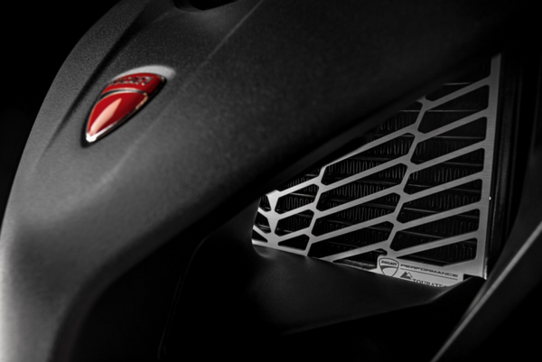 SCRAMBLER DUCATI MULTISTRADA V2 Aluminium protection grid for oil cooler