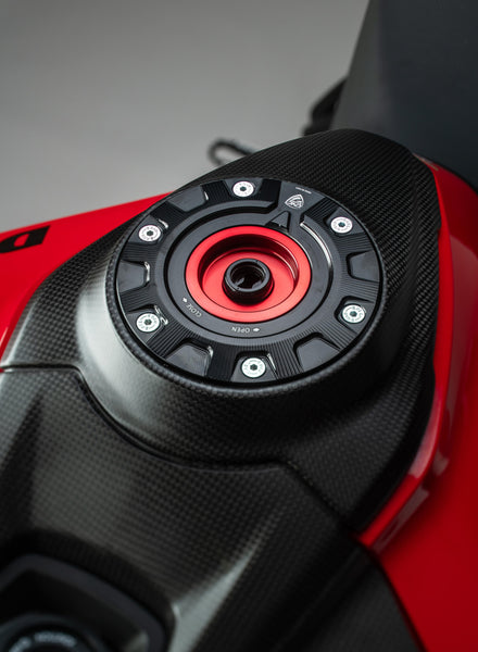 CNC RACING | Fuel tank cap - Fast Key plug image 8