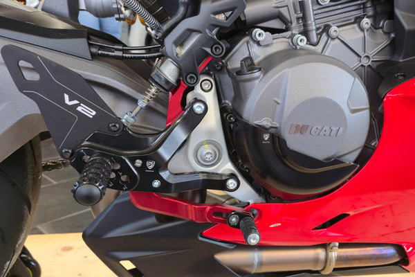 CNC RACING | Clutch cover protector Ducati Multistrada V2,Panigale V2 and Streetfighter V2 MY2025 image 2