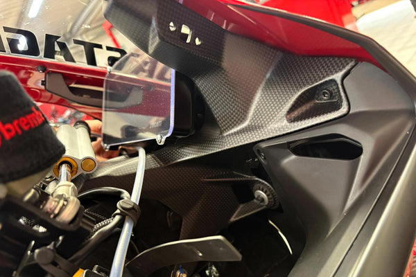 CNC RACING | Instrument Bracket Ducati Panigale V4 - Carbon image 6