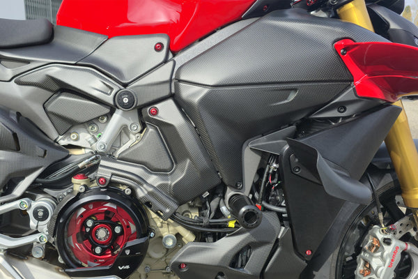 CNC RACING | Engine side cover RH Ducati Streetfighter V4  MY2025 - Carbon image 2
