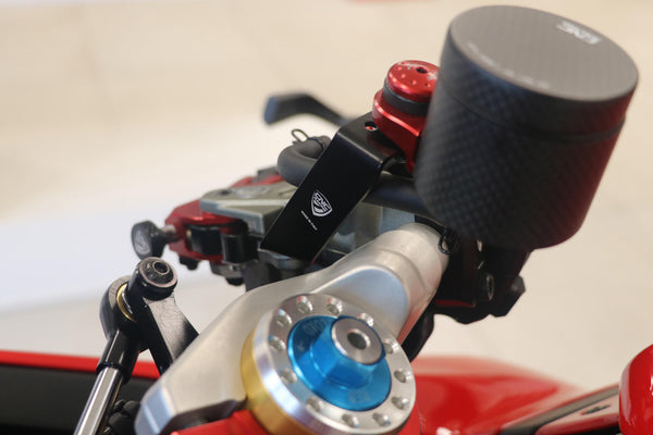 CNC RACING | Bracket kit for clutch and brake fluid tank for Ducati Panigale V2 MY 2025 image 2