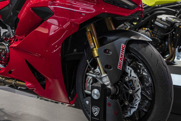 CNC RACING | Carbon front fender for Ducati Panigale V2 and Streetfighter V2 MY2025 image 3