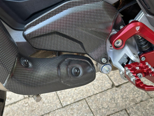 CNC RACING | Exhaust lower pipes heat guard in carbon for Ducati Multistrada V4 MY2025 image 3