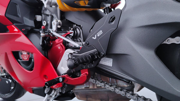 CNC RACING | Adjustable Rearsets Ducati Panigale V2 MY2025 4