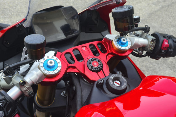 CNC RACING | Triple clamps for Ducati Panigale V2 MY2025 - Top Yoke 3