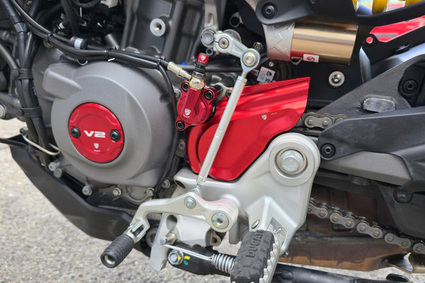 CNC RACING | Front sprocket cover Ducati Multistrada V2 MY2025 2