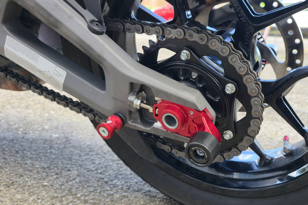 CNC RACING | Rear Sprocket Flange Cover for Ducati Multistrada V2 (MY2025) – Plug & Play Upgrade 2