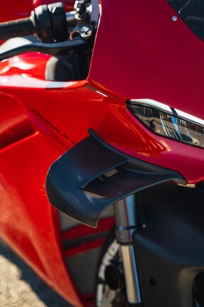 CNC RACING | Winglets Ducati Panigale V4 - Carbon 3