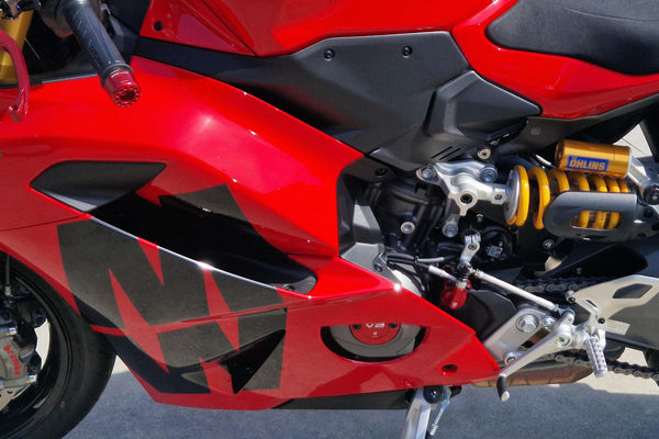 CNC RACING | Timing inspection cover for Ducati V2 5