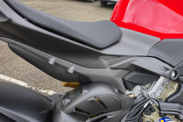 CNC RACING | Rear subframe covers Ducati Panigale V4 Streetfighter V4 - Carbon 3
