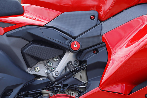 CNC RACING | Right Engine Cover Ducati Panigale V4 and Streetfighter V4 (MY2025) – Carbon Plain Weave, Matte Finish,Plug & Play 2