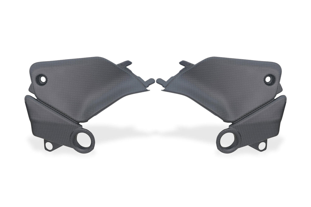 CNC RACING | Fuel tank side covers Ducati Panigale V4 and Streetfighter V4 MY2025 - Carbon 1