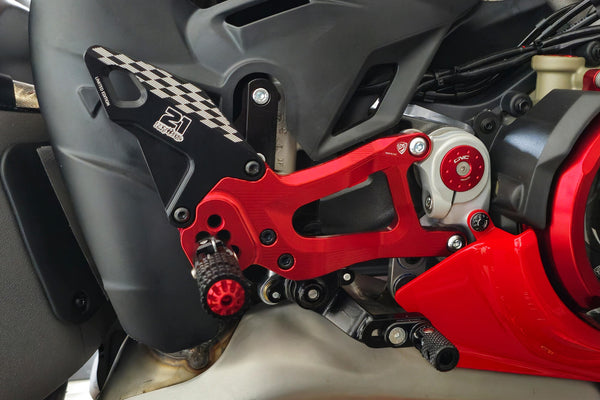 CNC RACING | Adjustable rearsets Ducati Panigale V4 - Troy Bayliss Limited Edition 5