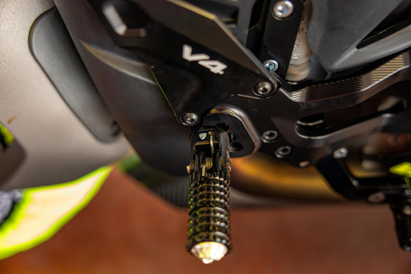 CNC RACING | Adjustable rearsets Ducati Panigale V4 4