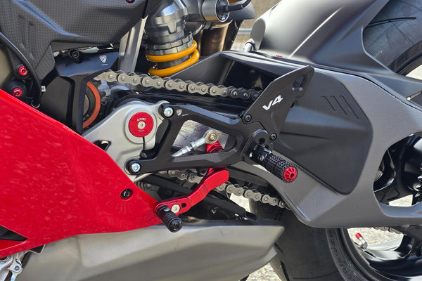 CNC RACING | Adjustable rearsets Ducati Panigale V4 13