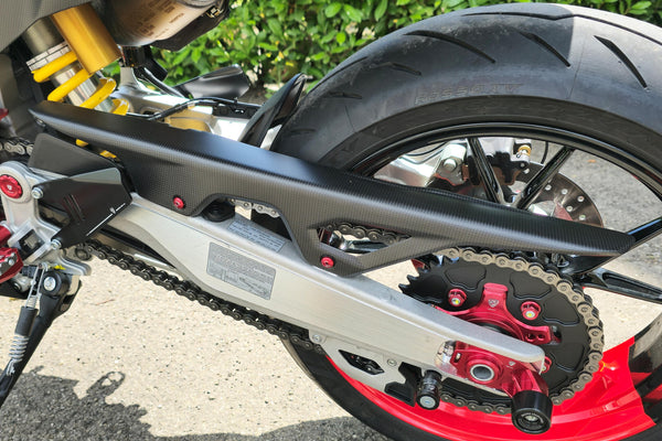 CNC RACING | Screw kit - Upper chain guard Ducati Hypermotard Mono 698 2