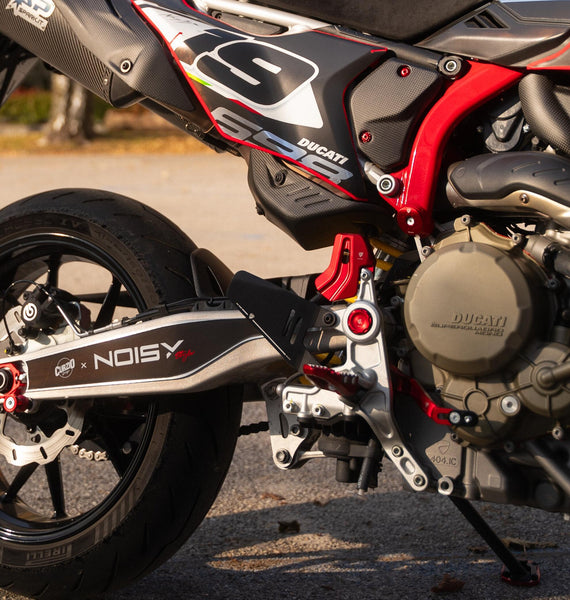 CNC RACING | Rear fender Ducati Hypermotard 698 Mono - Carbon 3