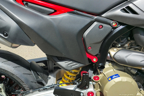 CNC RACING | Frame side covers screw kit Ducati Hypermotard 698 Mono 2