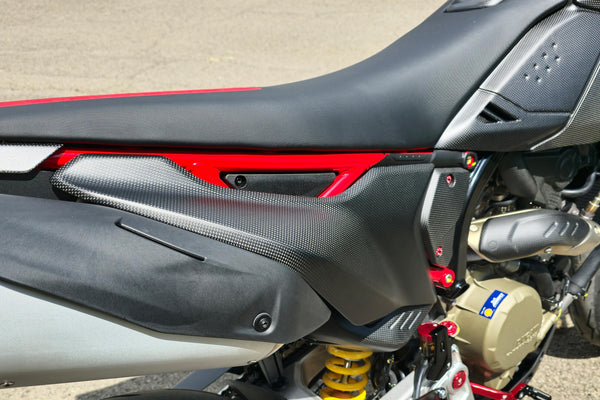 CNC RACING | Rear subframe covers Ducati Hypermotard 698 Mono - Carbon 4