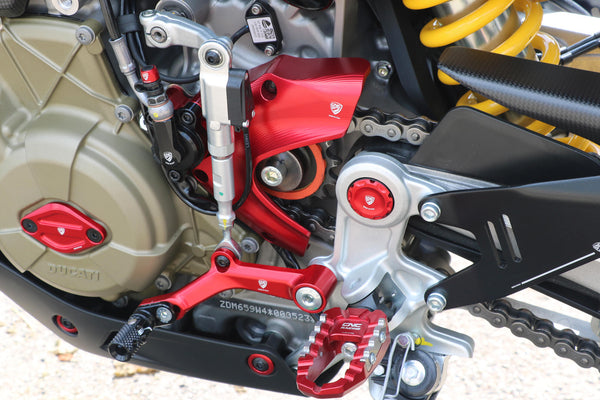 CNC RACING | Gear lever Ducati Hypermotard 698 Mono - SLIDE 2