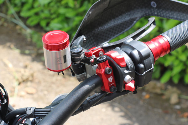 CNC RACING | Brembo Master cylinder clamp with Mirror Mount thread M10 counter-clockwise 2