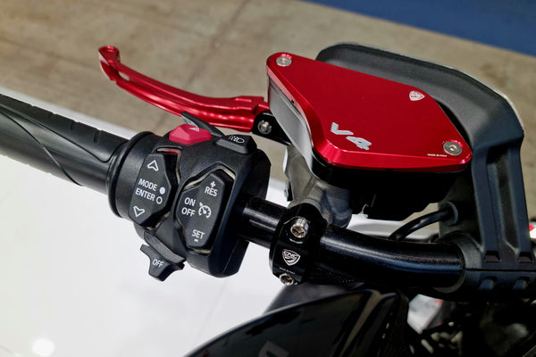 CNC RACING | Front brake and clutch fluid reservoir caps Ducati Diavel V4 - Touch bicolor 2