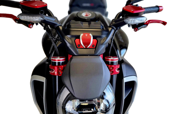 CNC RACING | Triple clamps Ducati Diavel V4 - Top yoke 3
