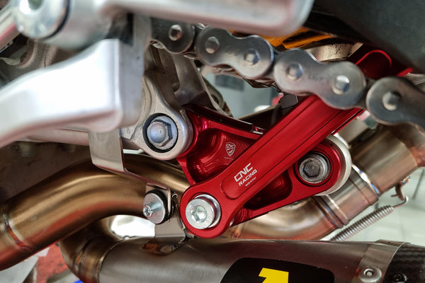 CNC RACING | Rear suspension rocker arm Ducati Panigale V4 and Streetfighter V4 2