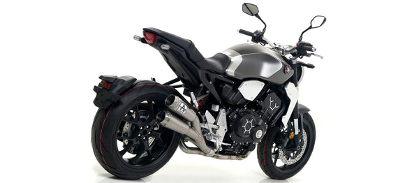 Full system with Pro-Race titanium double silencers