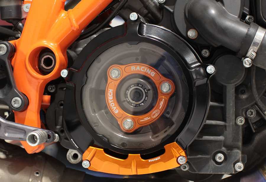 ktm lc8 clutch lower protection