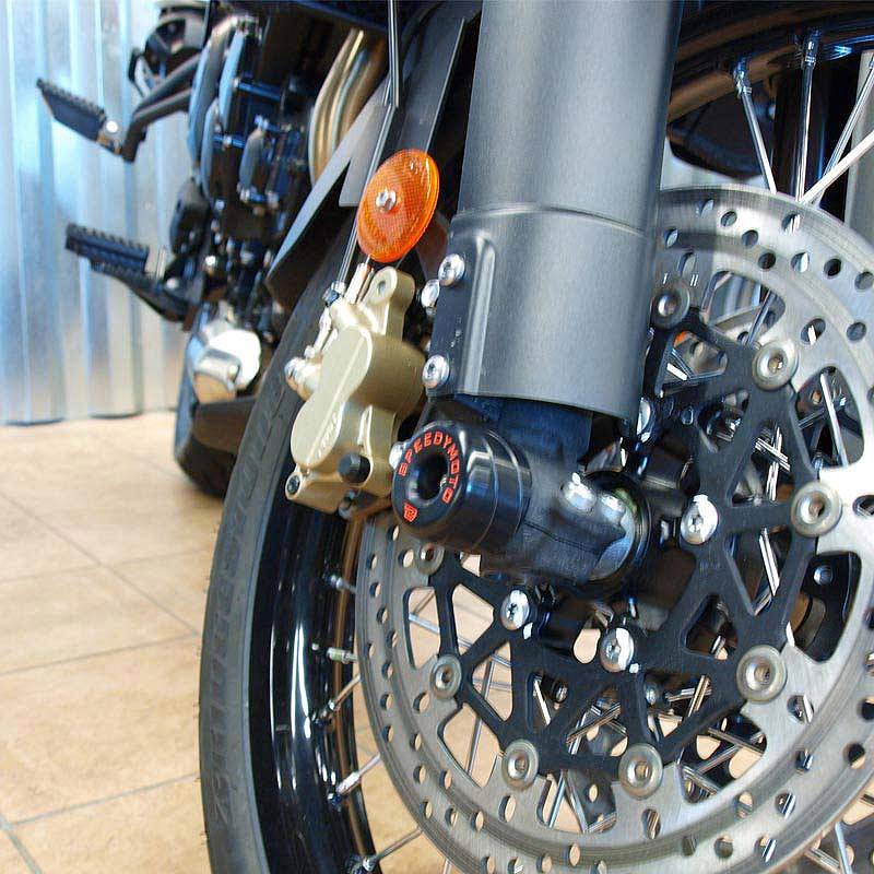 SpeedyMoto Front Axle Slider: Triumph Tiger 800/XC / Explorer/XC