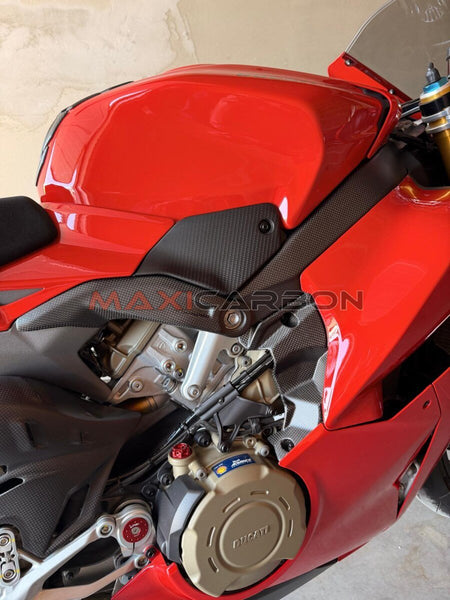 Maxicarbon official product image