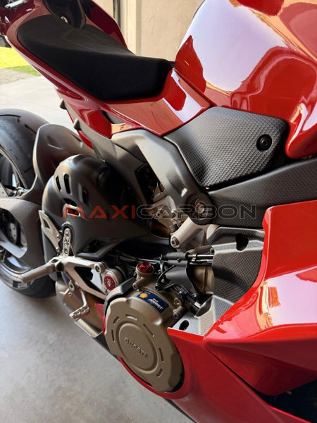 Maxicarbon official product image