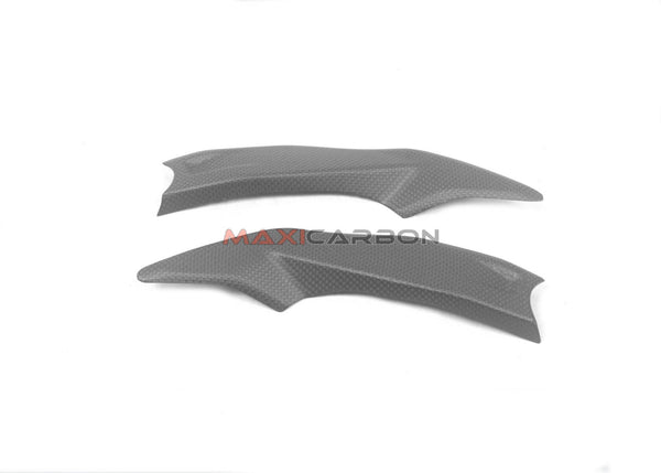 Maxicarbon DUX425M-Maxicarbon-carbon-undertank-side-panels-Ducati-Panigale-V4-2